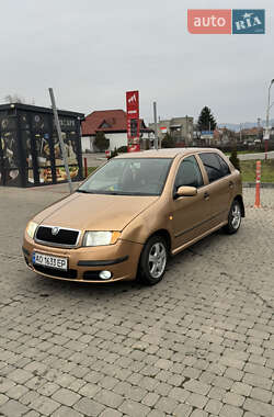 Хетчбек Skoda Fabia 2001 в 