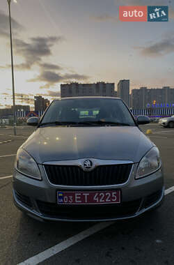 Хетчбек Skoda Fabia 2013 в Києві