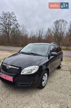 Універсал Skoda Fabia 2010 в Рожнятові