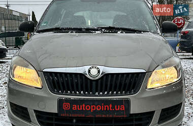 Хетчбек Skoda Fabia 2010 в Сумах