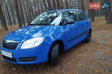 Хетчбек Skoda Fabia 2009 в Сумах