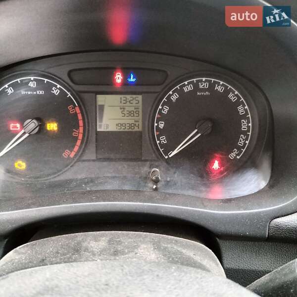 Универсал Skoda Fabia 2010 в Львове фото 4 Универсал Skoda Fabia 2010 в Львове