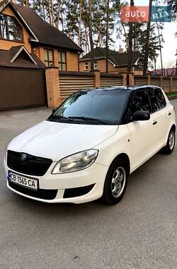 Хетчбек Skoda Fabia 2012 в Чернігові