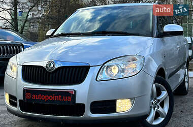 Універсал Skoda Fabia 2009 в Сумах