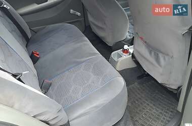 Седан Skoda Fabia 2004 в Черкассах