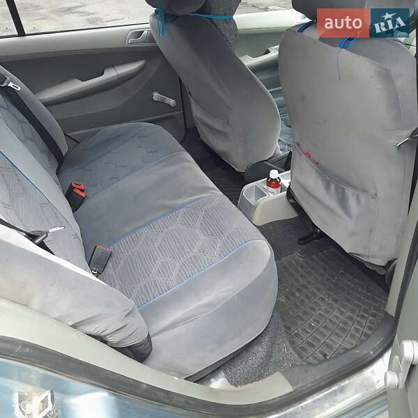 Седан Skoda Fabia 2004 в Черкассах фото 12 Седан Skoda Fabia 2004 в Черкассах