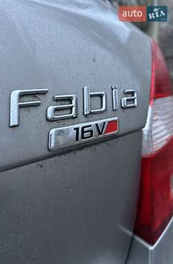 Універсал Skoda Fabia 2008 в Харкові