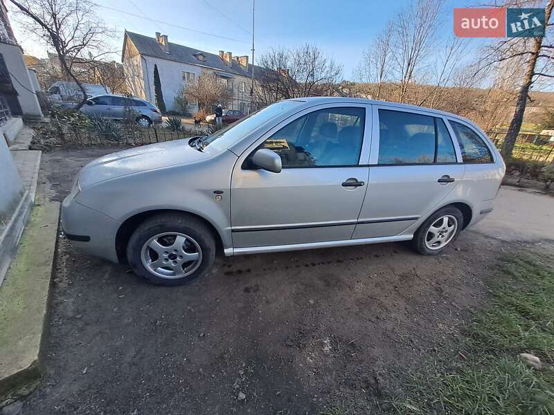Универсал Skoda Fabia 2001 в Ужгороде фото 2 Универсал Skoda Fabia 2001 в Ужгороде