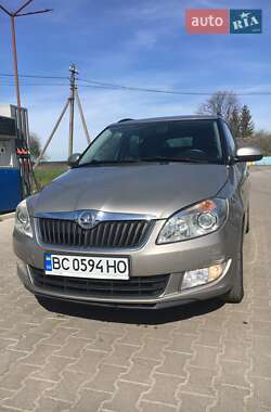 Універсал Skoda Fabia 2013 в Жовкві