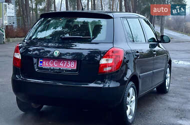 Хэтчбек Skoda Fabia 2009 в Виннице