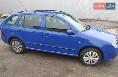 Универсал Skoda Fabia 2005 в Черкассах