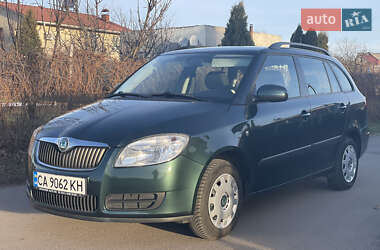 Універсал Skoda Fabia 2008 в Корсунь-Шевченківському