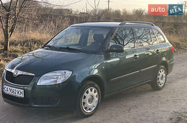 Універсал Skoda Fabia 2008 в Корсунь-Шевченківському