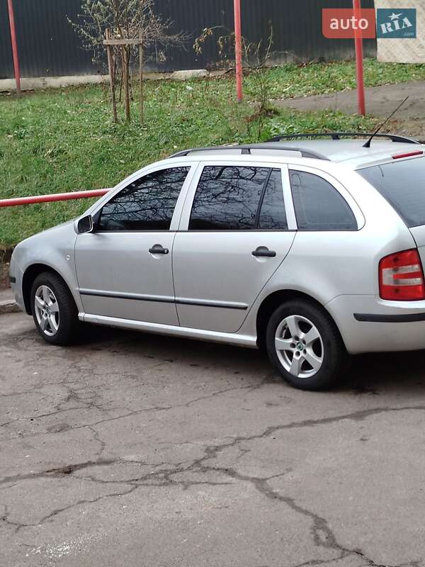 Skoda Fabia 2005