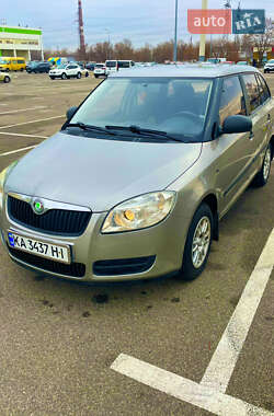 Універсал Skoda Fabia 2009 в Києві