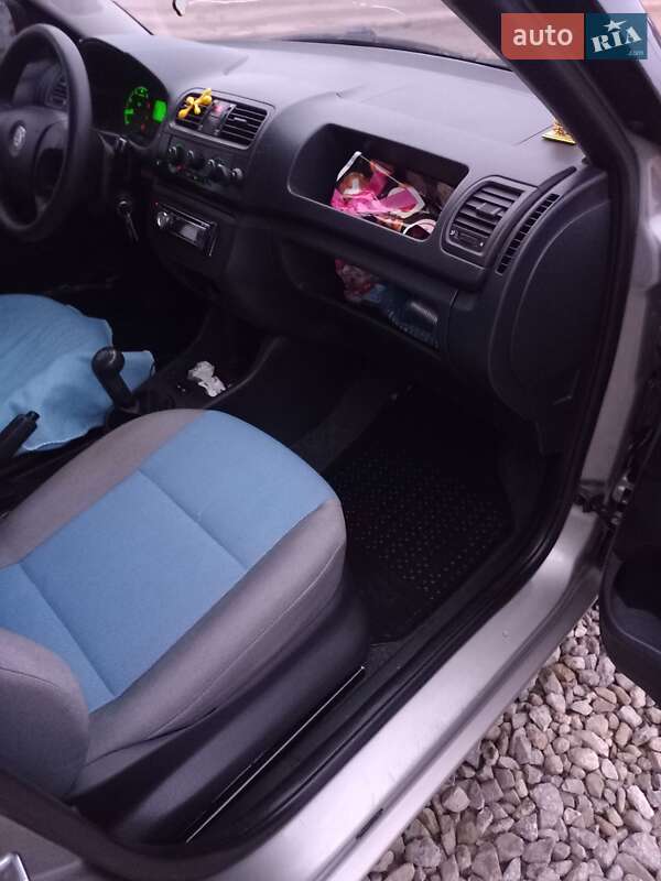 Универсал Skoda Fabia 2008 в Черновцах