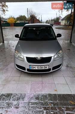 Хетчбек Skoda Fabia 2008 в Сумах