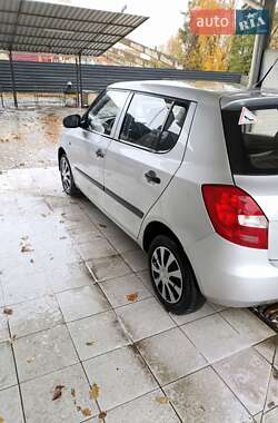 Хэтчбек Skoda Fabia 2008 в Сумах