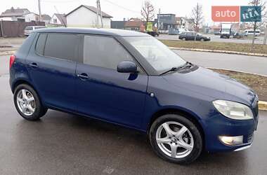 Хэтчбек Skoda Fabia 2010 в Буче