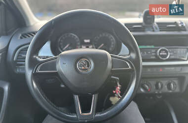 Хетчбек Skoda Fabia 2014 в 
