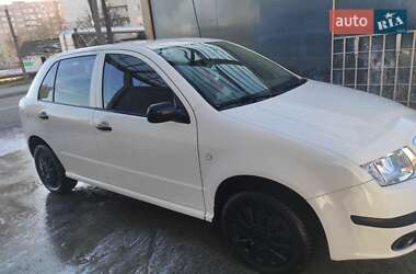 Хетчбек Skoda Fabia 2006 в Дніпрі