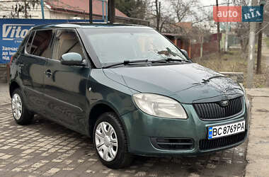 Хетчбек Skoda Fabia 2008 в Новому Бузі