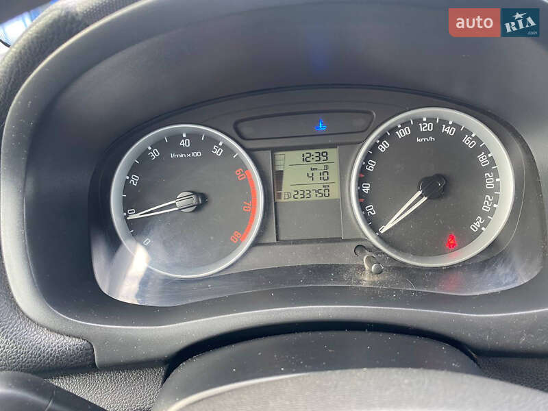 Универсал Skoda Fabia 2008 в Умани фото 8 Универсал Skoda Fabia 2008 в Умани