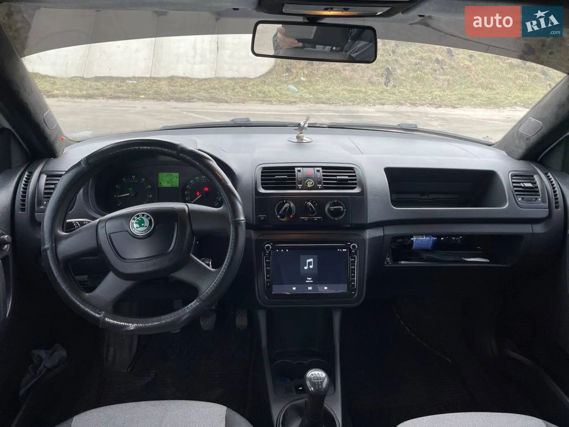2011 Skoda Fabia - мініатюра 5
