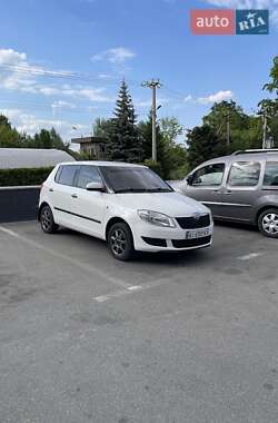 Хетчбек Skoda Fabia 2011 в Києві