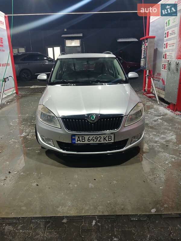 Універсал Skoda Fabia 2011 в Вінниці