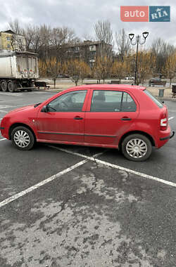 Хэтчбек Skoda Fabia 2004 в Запорожье