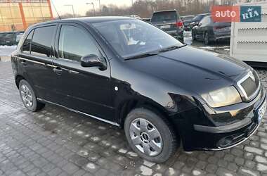 Хэтчбек Skoda Fabia 2004 в Львове