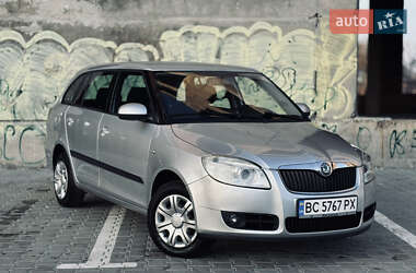 Універсал Skoda Fabia 2008 в Тернополі