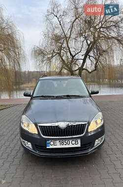 Універсал Skoda Fabia 2010 в Чернівцях