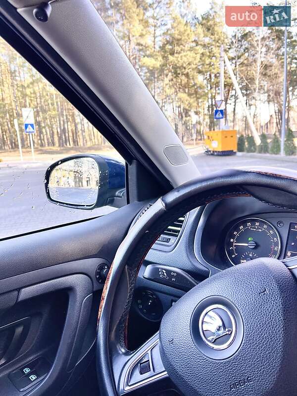 Хэтчбек Skoda Fabia 2014 в Маневичах