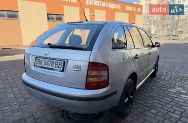 Универсал Skoda Fabia 2006 в Ровно