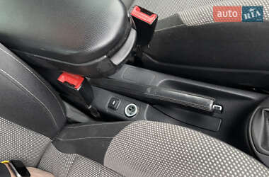 Хетчбек Skoda Fabia 2013 в  фото 16 Хетчбек Skoda Fabia 2013 в