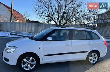 Универсал Skoda Fabia 2010 в 