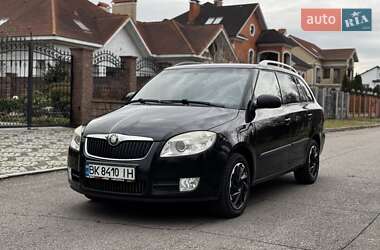 Универсал Skoda Fabia 2008 в Ровно