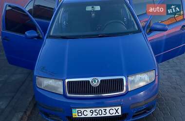 Хэтчбек Skoda Fabia 2006 в Луцке