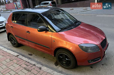 Хетчбек Skoda Fabia 2007 в Києві