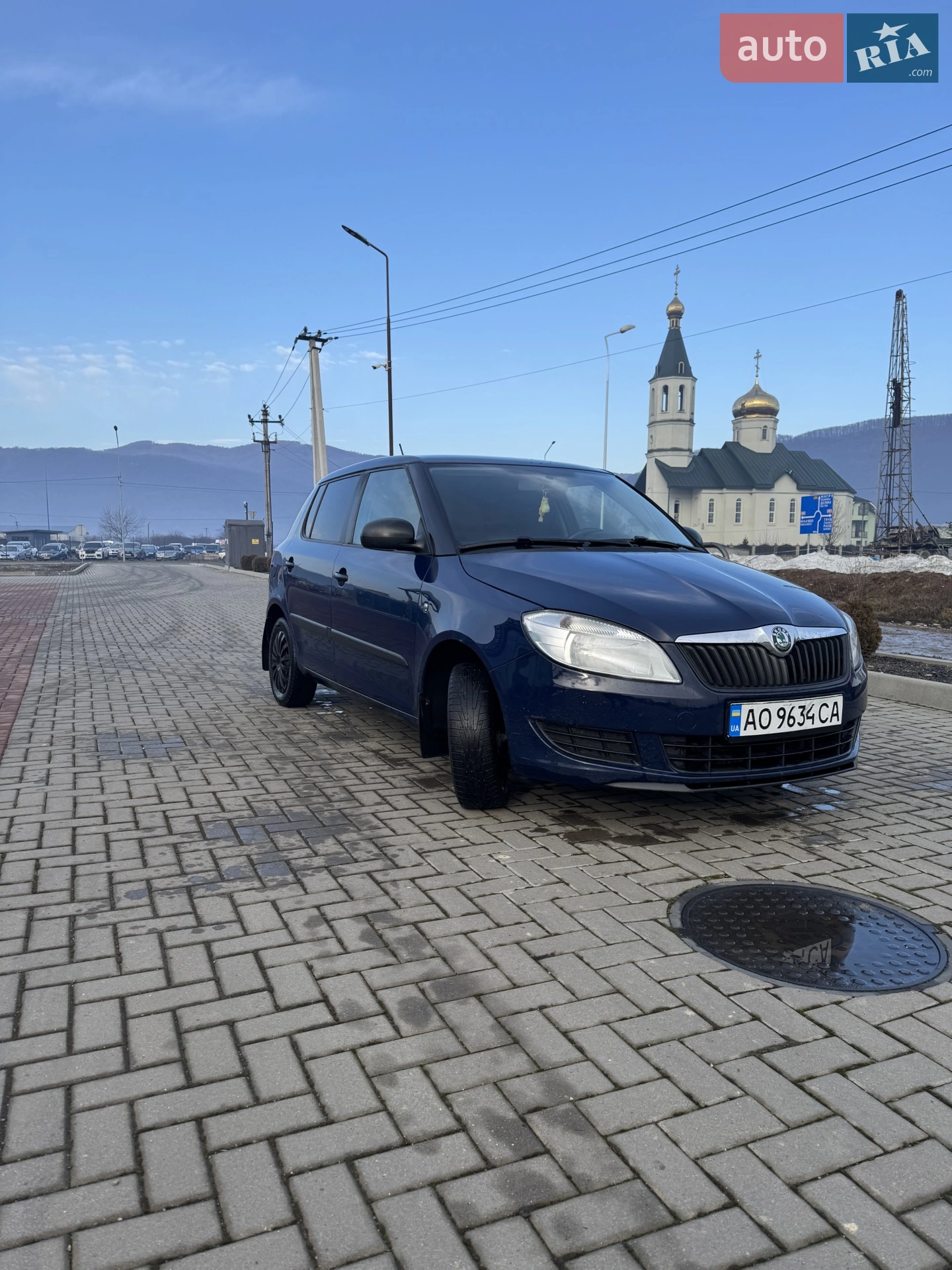 2010 Skoda Fabia - мініатюра 2