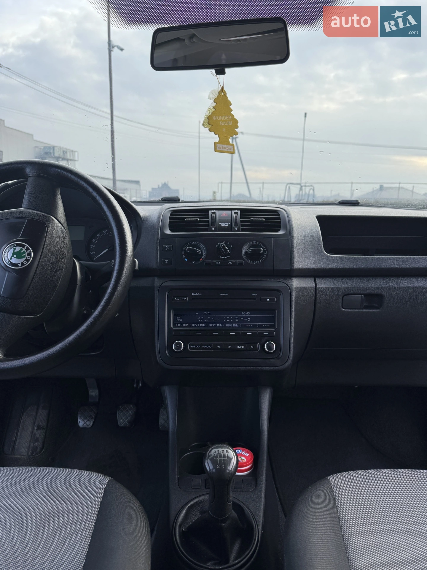 2010 Skoda Fabia - мініатюра 11