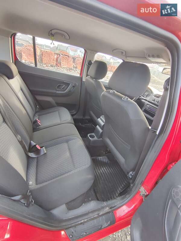 Хэтчбек Skoda Fabia 2013 в Луцке