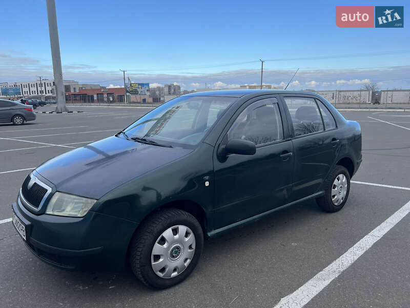 Седан Skoda Fabia 2001 в Рівному