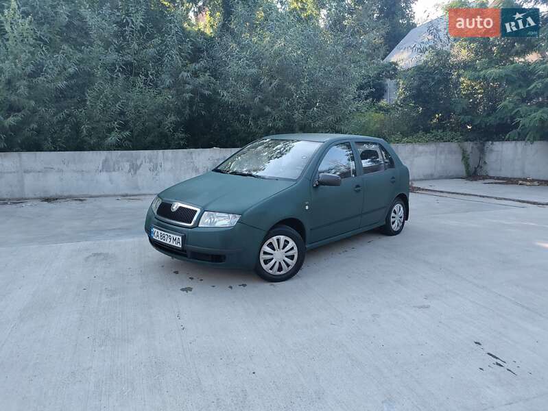 Хетчбек Skoda Fabia 2002 в Києві