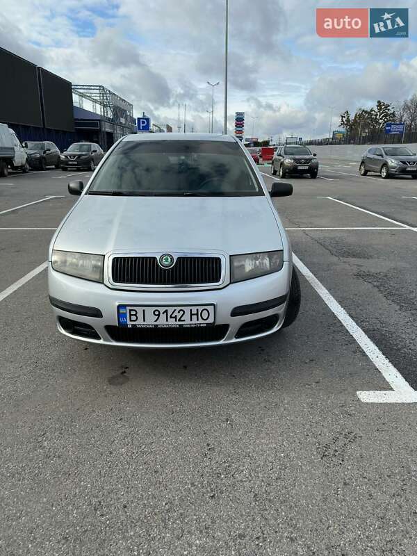 Хэтчбек Skoda Fabia 2006 в Полтаве