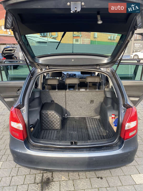 Універсал Skoda Fabia 2011 в Ужгороді фото 26 Універсал Skoda Fabia 2011 в Ужгороді