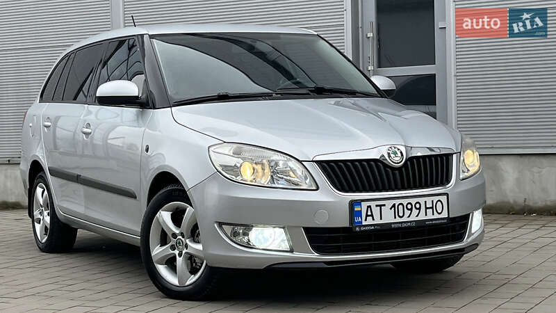 Універсал Skoda Fabia 2012 в Івано-Франківську