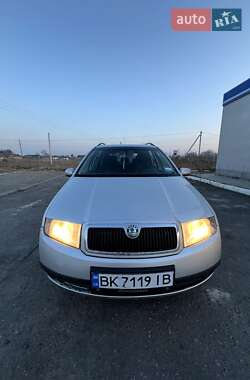 Універсал Skoda Fabia 2004 в Радивиліві